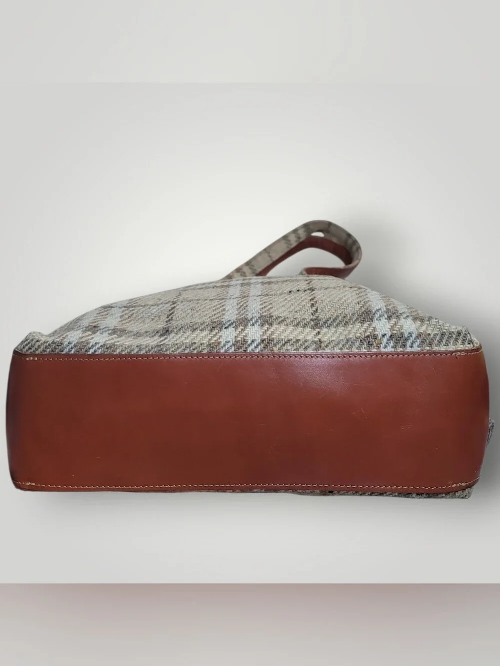 Burberrys Women’s Vintage Plaid Tote Bag Good Condition With COA